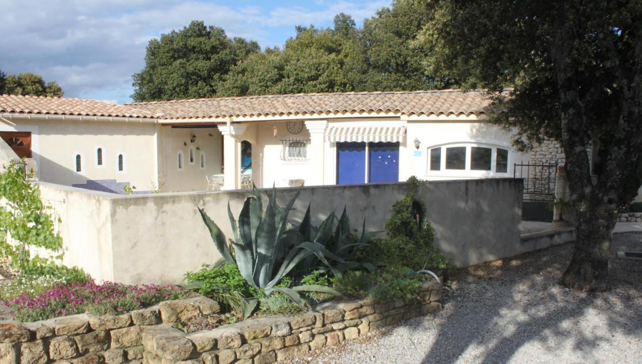 Appartamento Les Jarres Bleues Grillon Esterno foto
